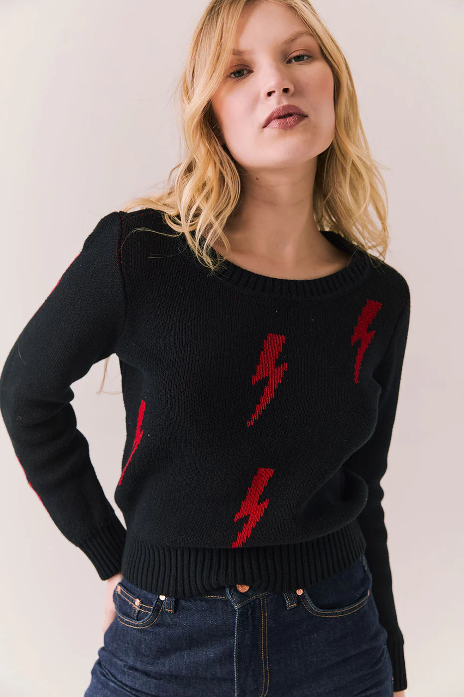 Tossed Bolts Tee CW8846-CHA8058 - CHASER