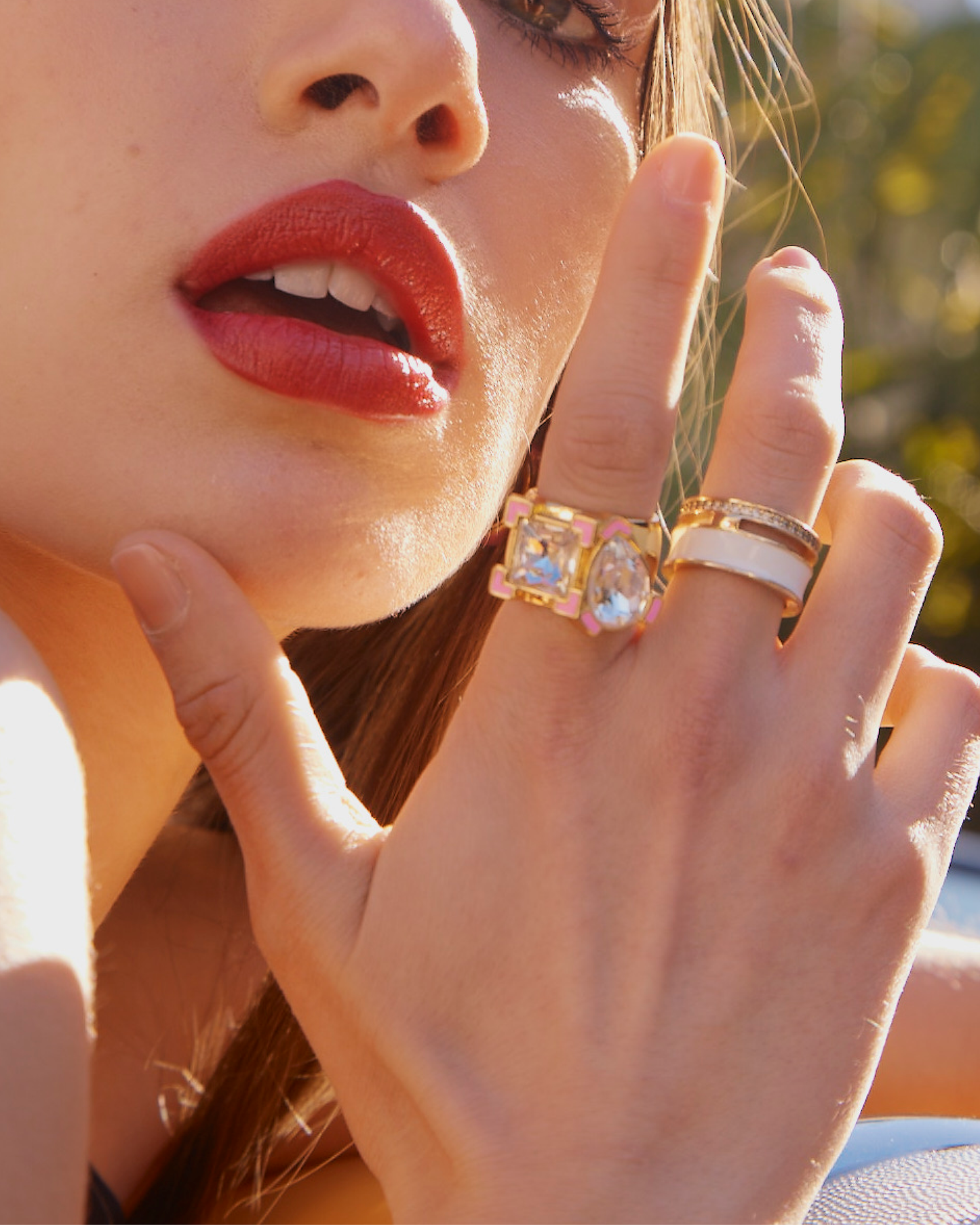 AFTERGLOW RING: WHITE GLO