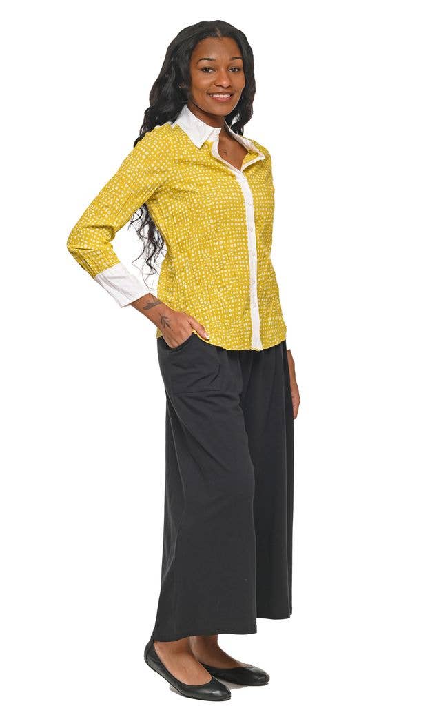 CV1087 Gretchen Button Down in Goldfish Dot*: S