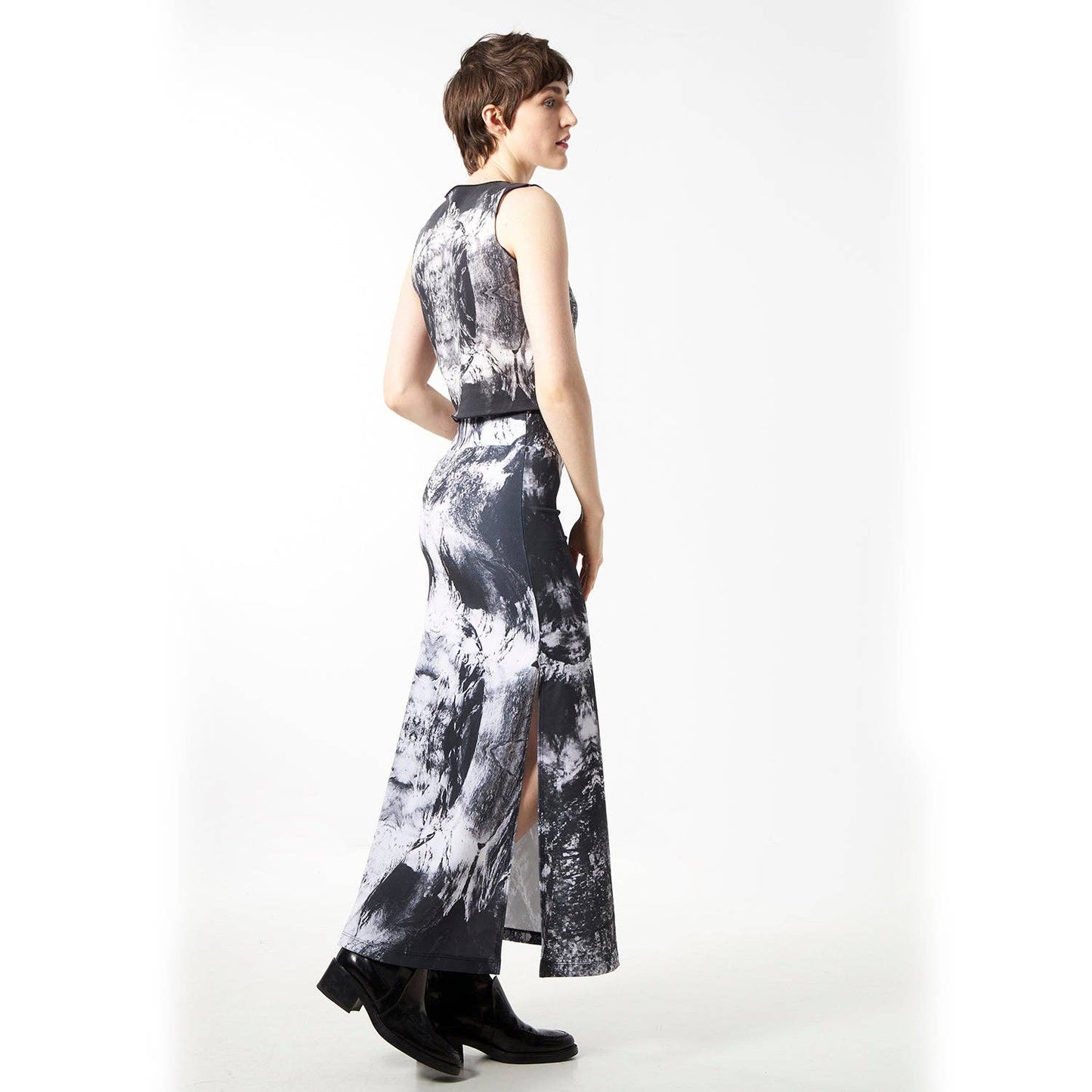 Babs Body-hugging Midi Skirt