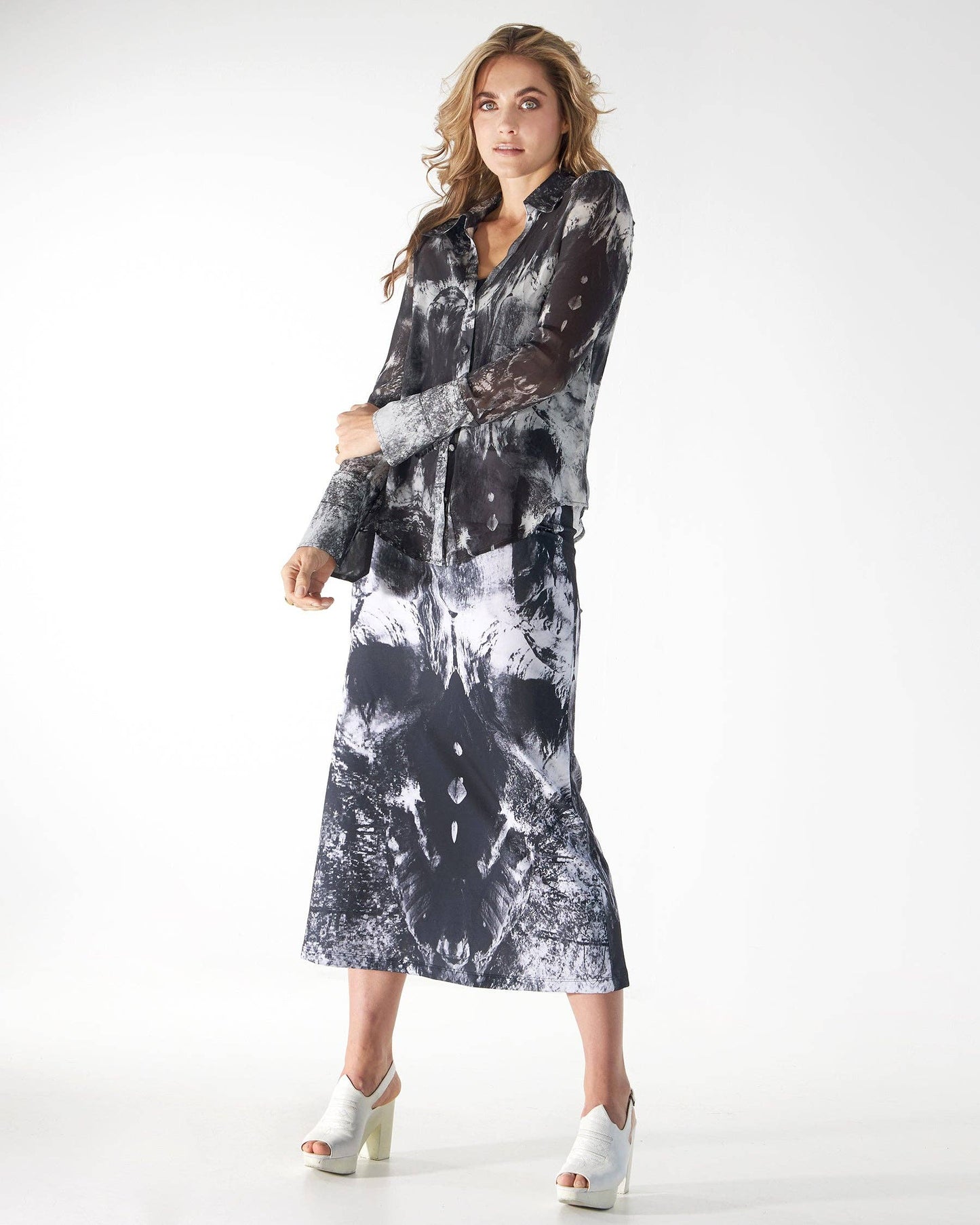 Babs Body-hugging Midi Skirt