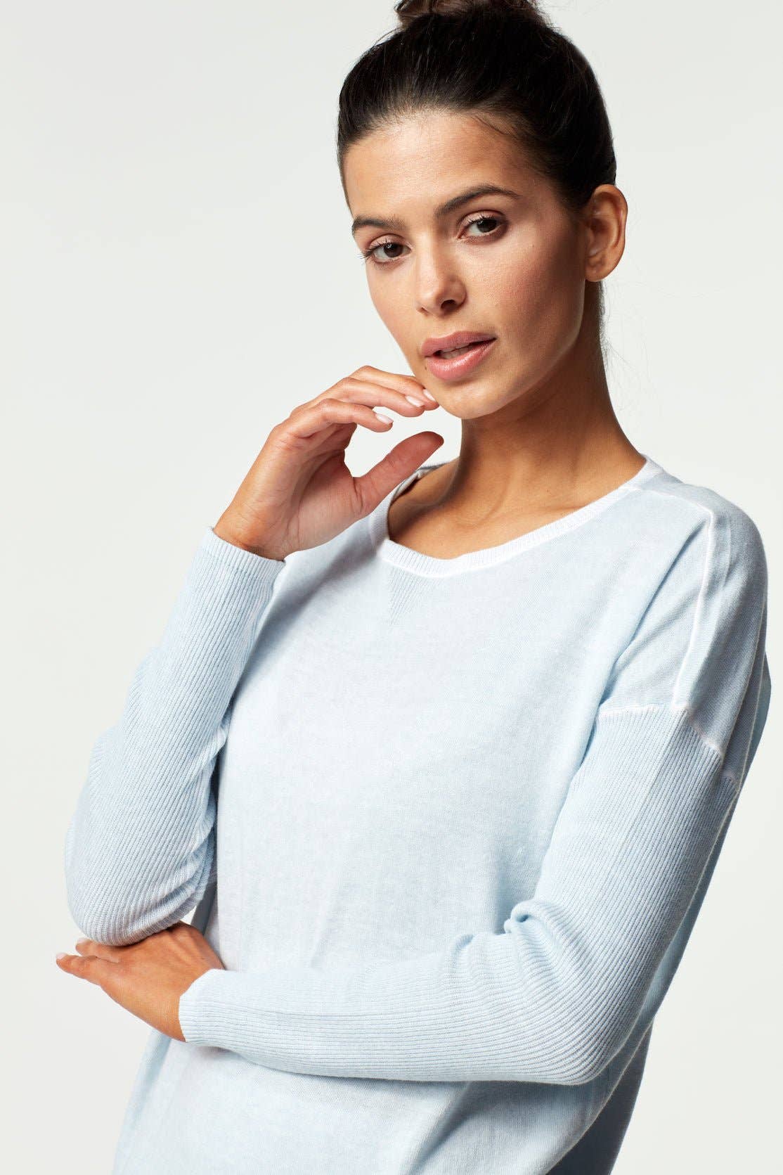 Huntress Boyfriend Sweater - Blanc Noir