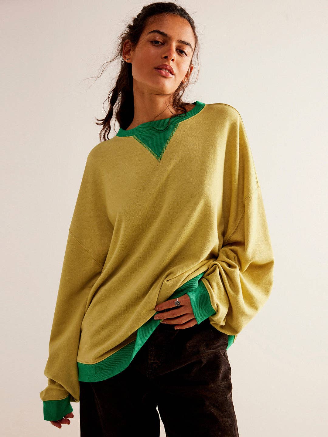 Color Block Loose Fit Sweatshirt for Women: E24W0439-6810 / S