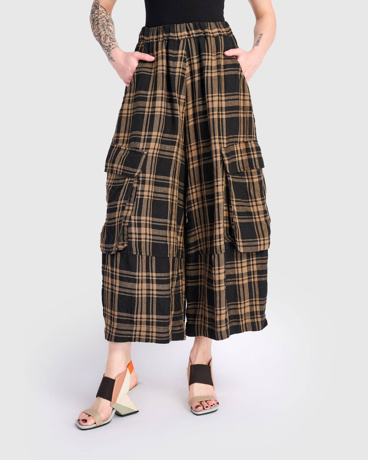 Linen Wide Cargo Pants, Brown/Black Plaid: Check / 3 (US 10-12)