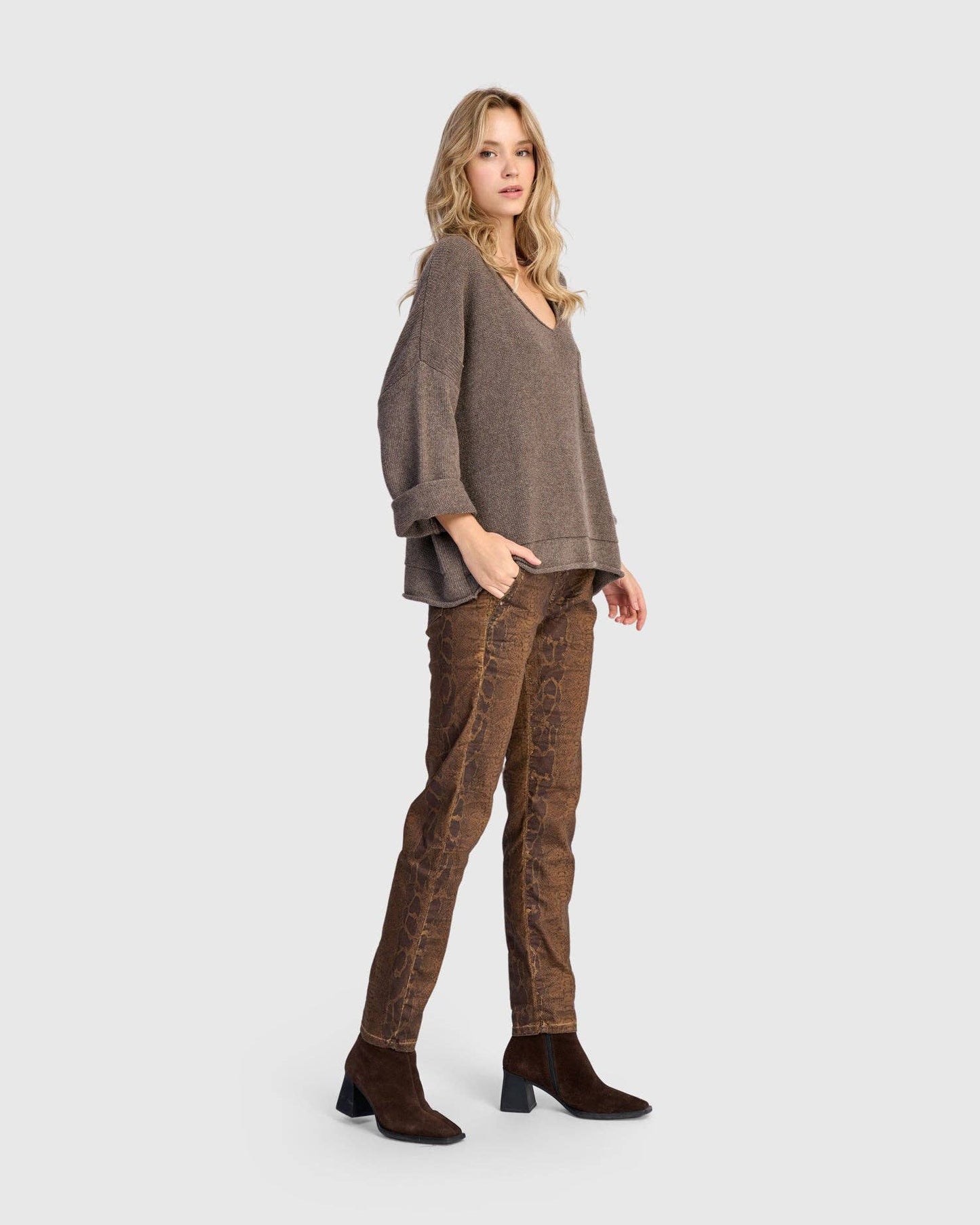 Basis Pullover Sweater, Brown: Brown / M (US 12-14)