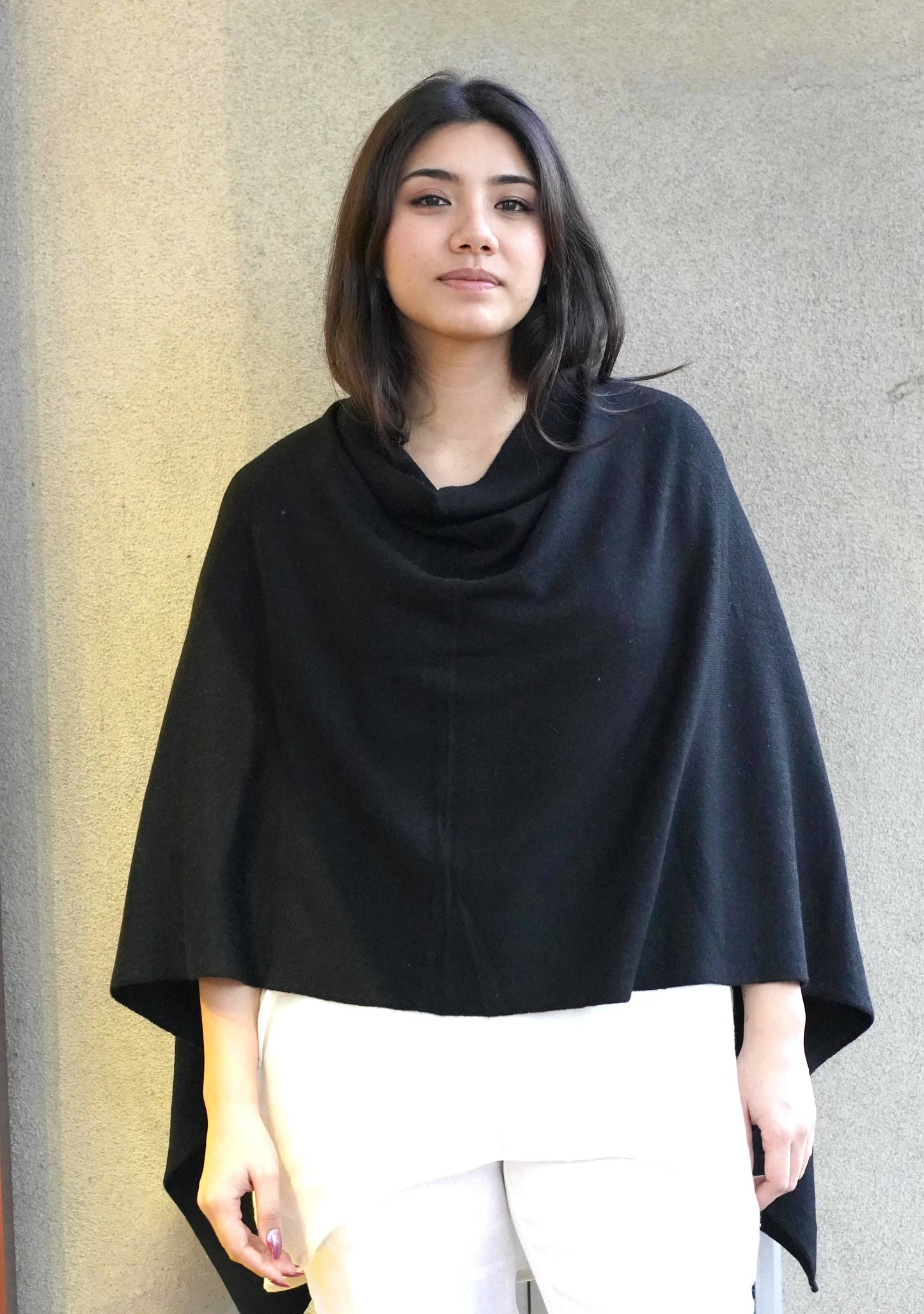 Cashmere Poncho Black