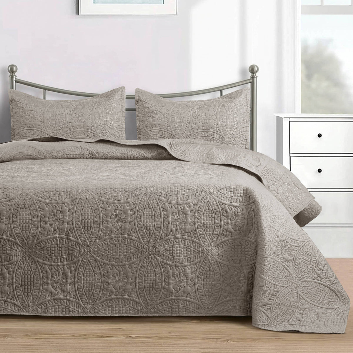 Quilted Bedspread 3 Pc Coverlet Bedding Quilt Set All Season: Full/Queen / Grey