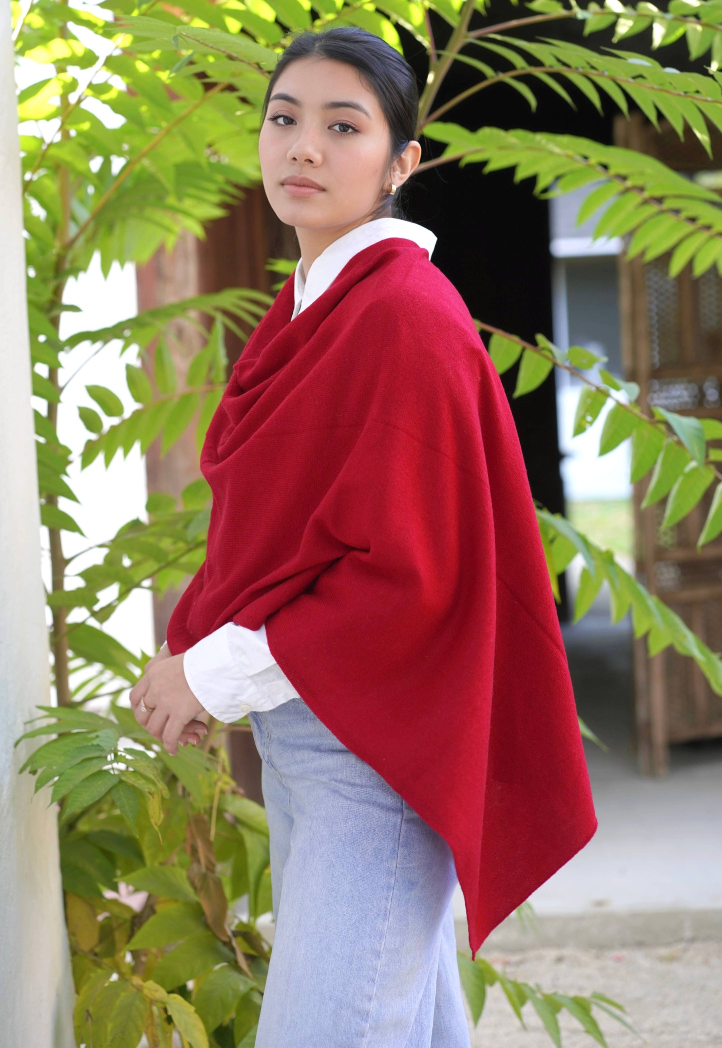 Cashmere Poncho Cherry