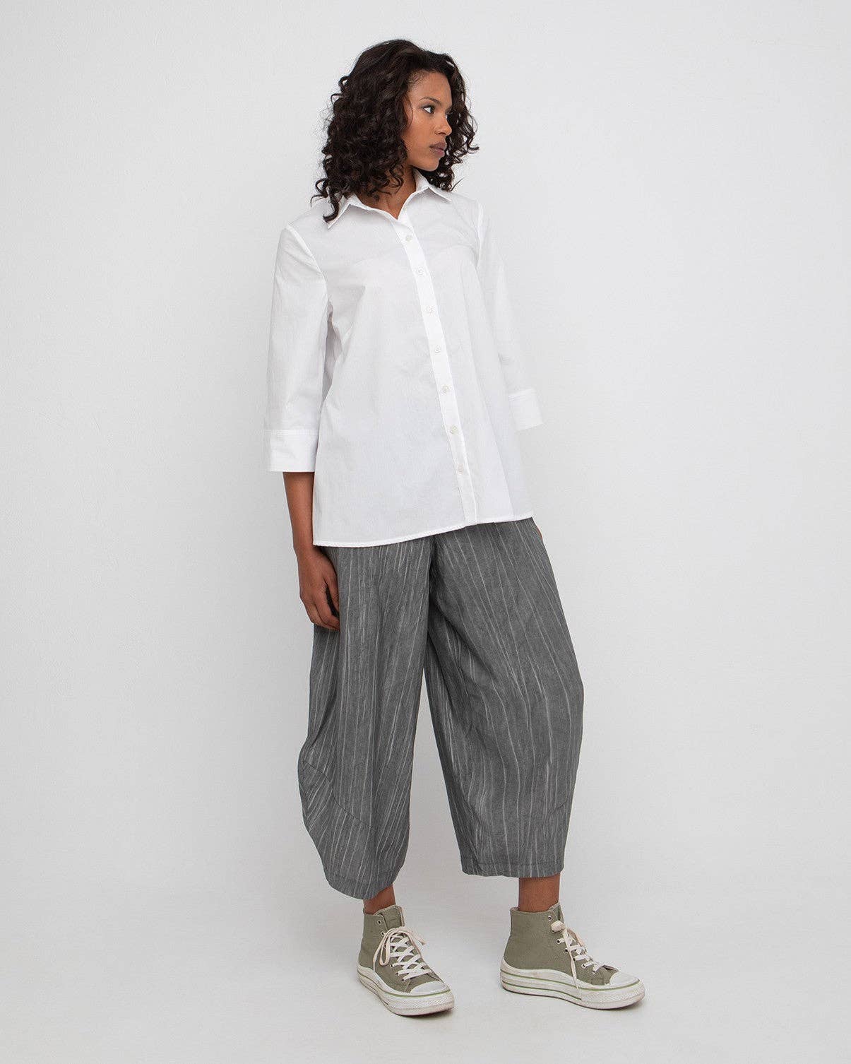 Ozai N Ku Aire Pleat Back Shirt, White: White / S (US 6-8)