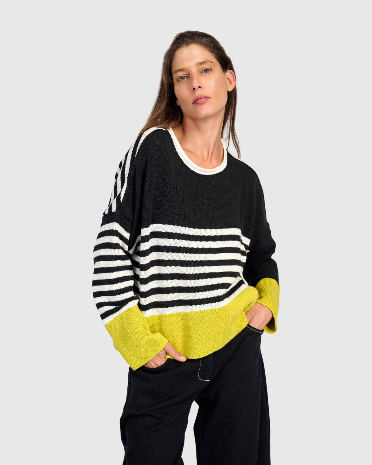 Honeybee Sweater, Black/Yellow: MIX / ONE SIZE