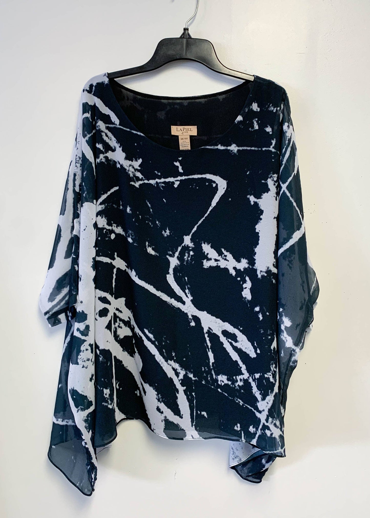 Capri Poncho in Rearrange - In Stock: 0001