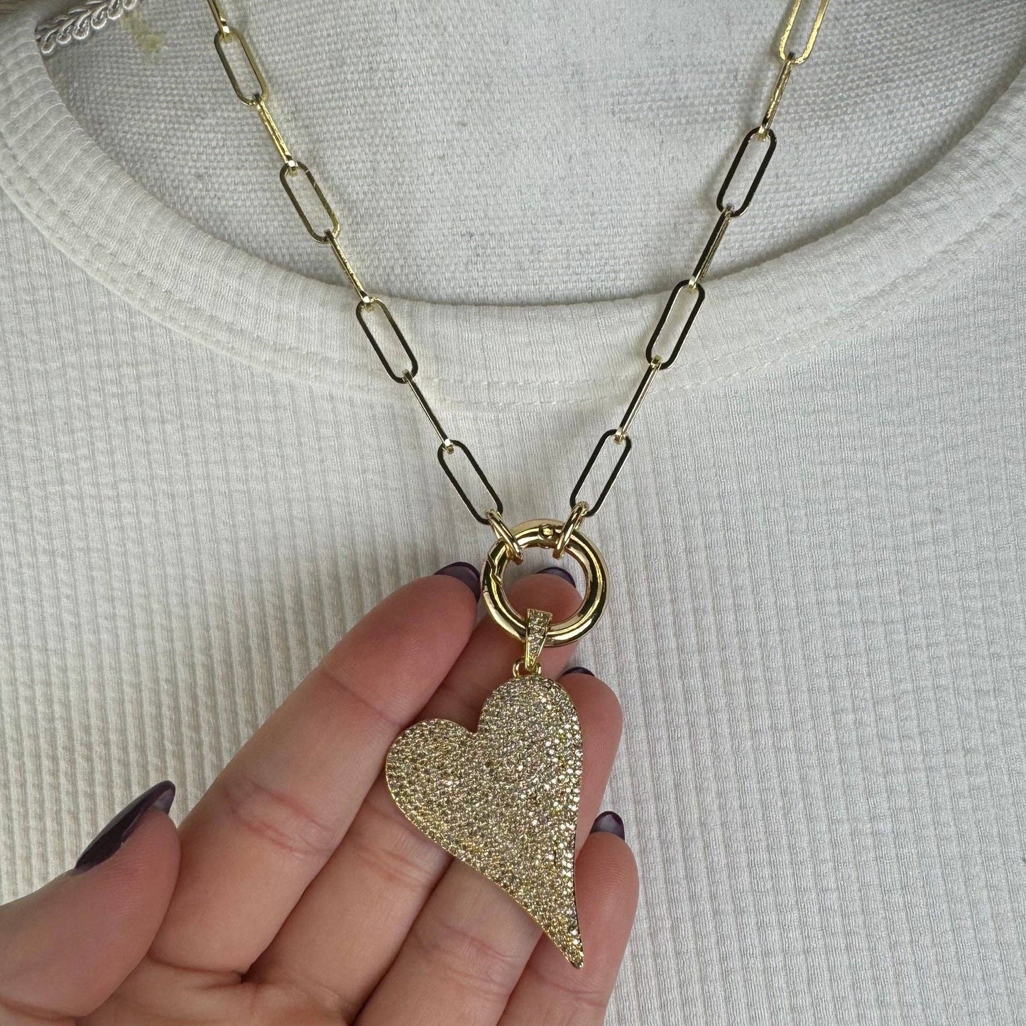 Magnificent Slanted Heart Charm: Gold