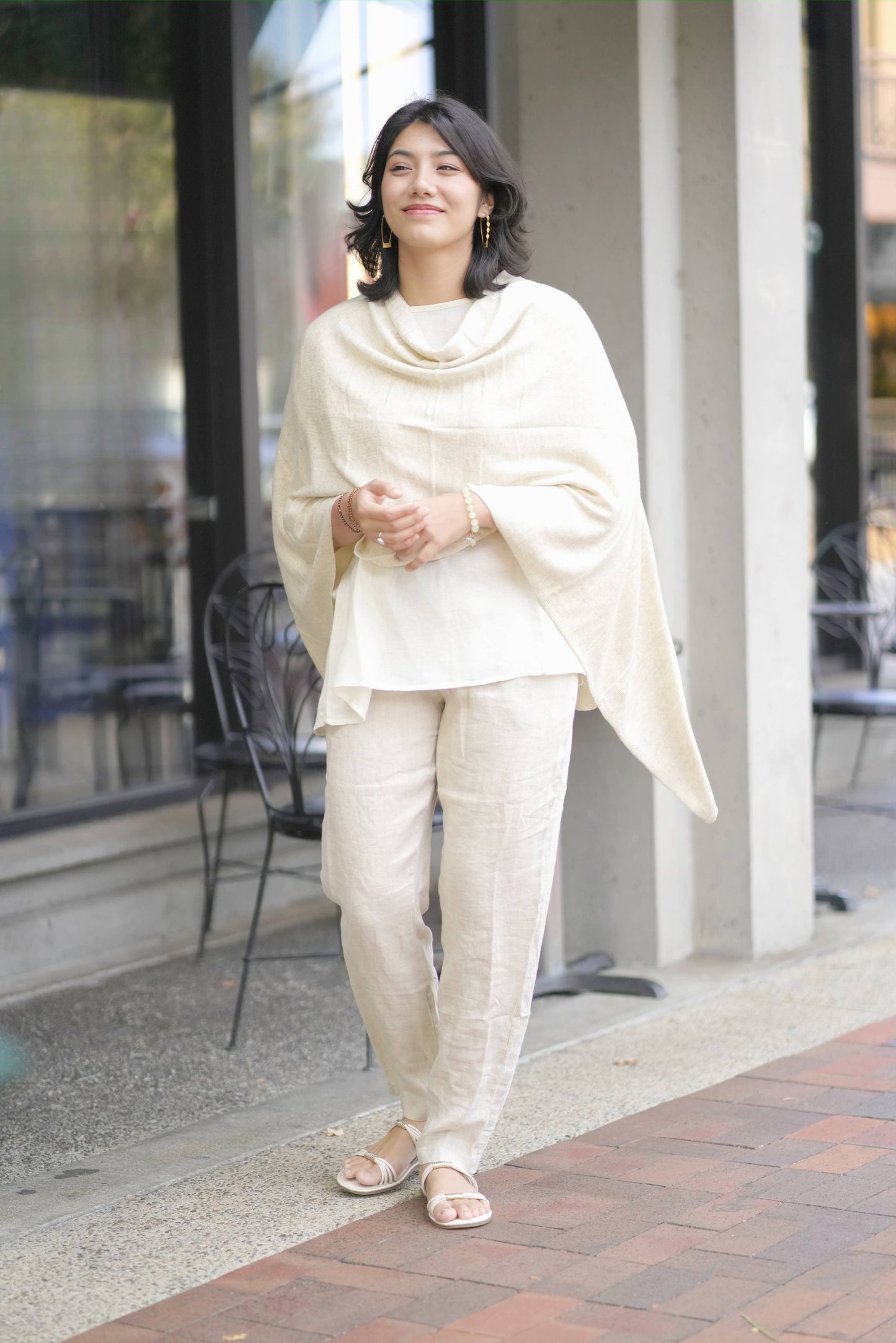 Cashmere Poncho Ivory: Ivory