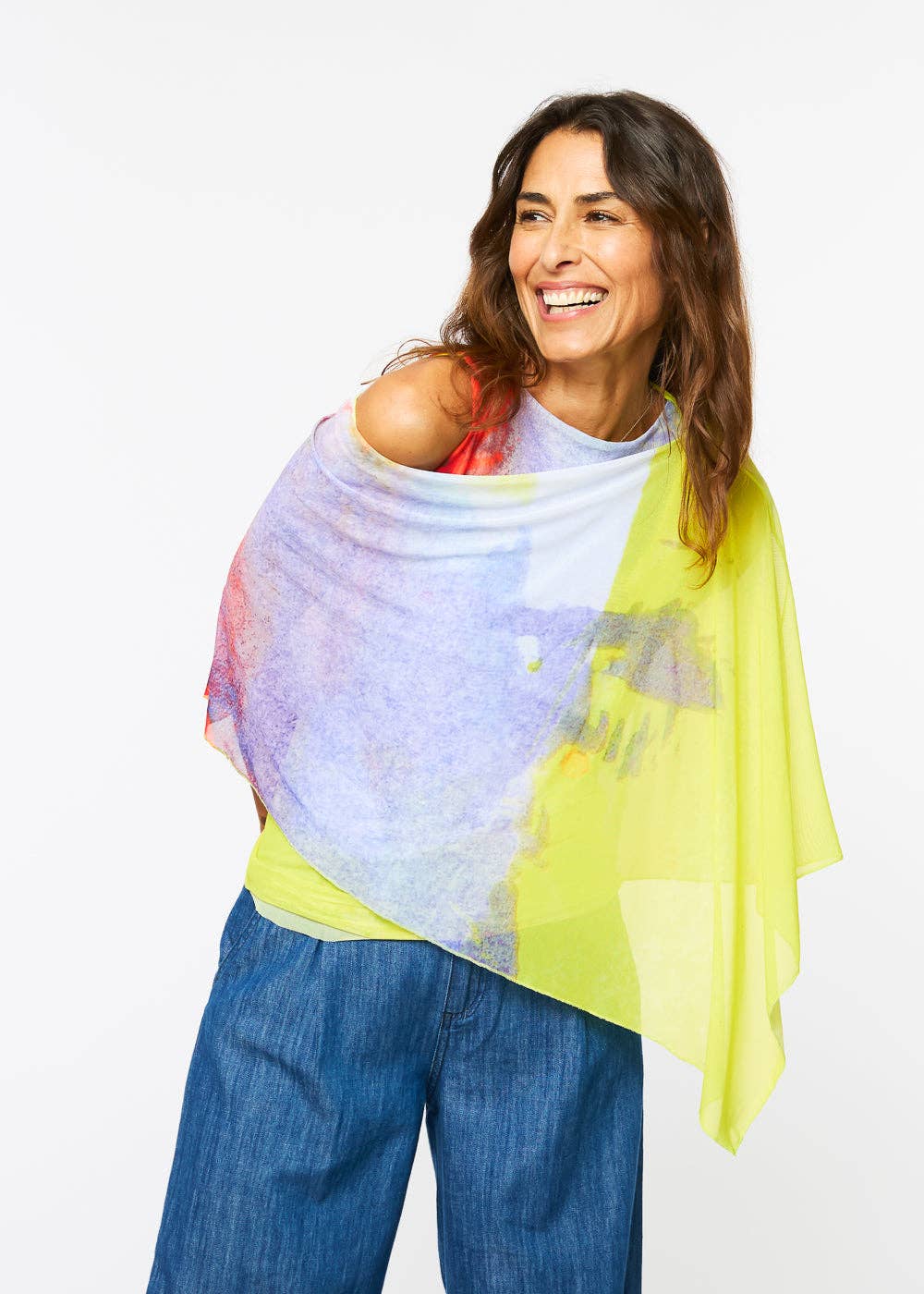 Mila Ponshawl in Sunny Day