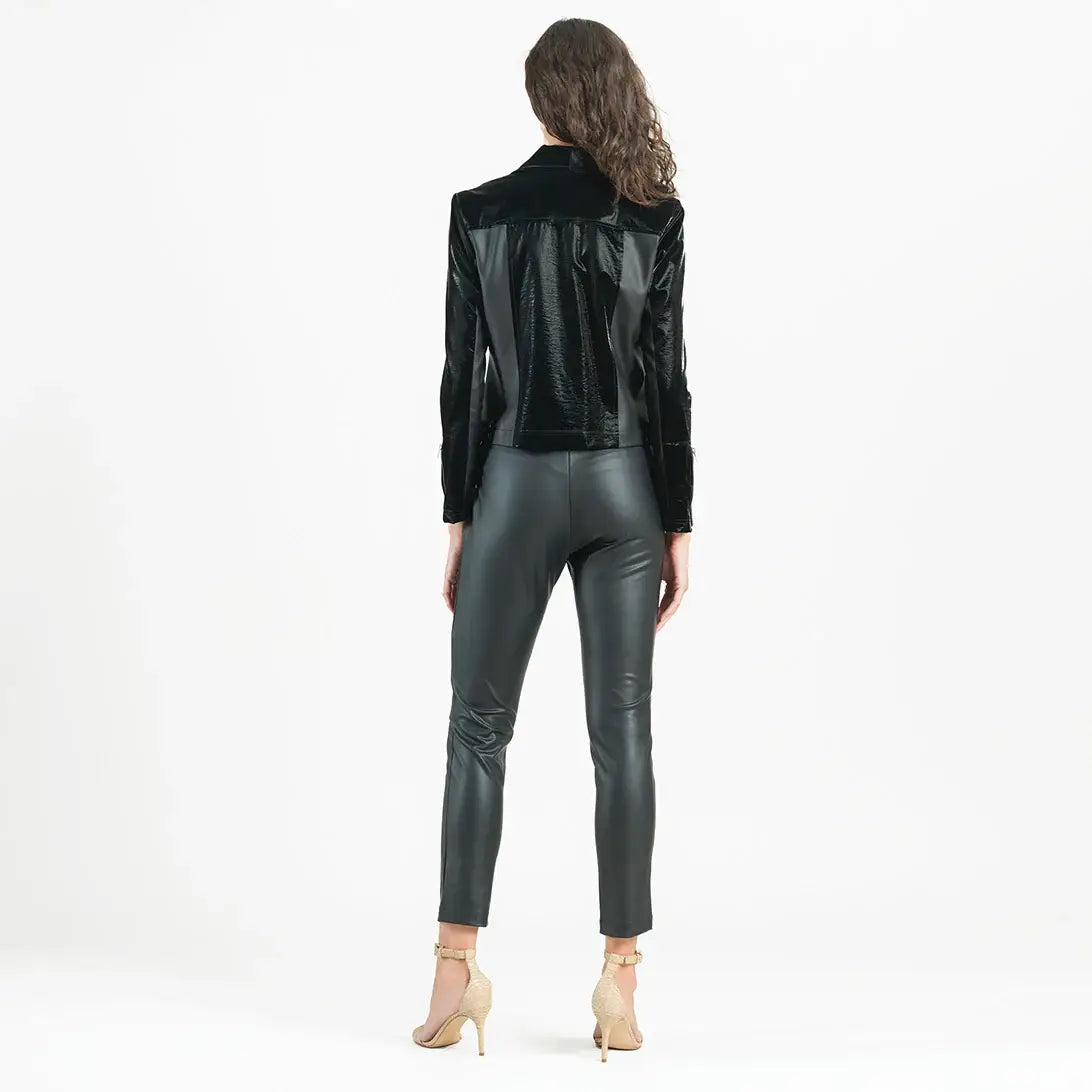 JK225H -Vinyl, Liquid Leather ™ Panel Zip Cuff Pocket Jacket: Black / L