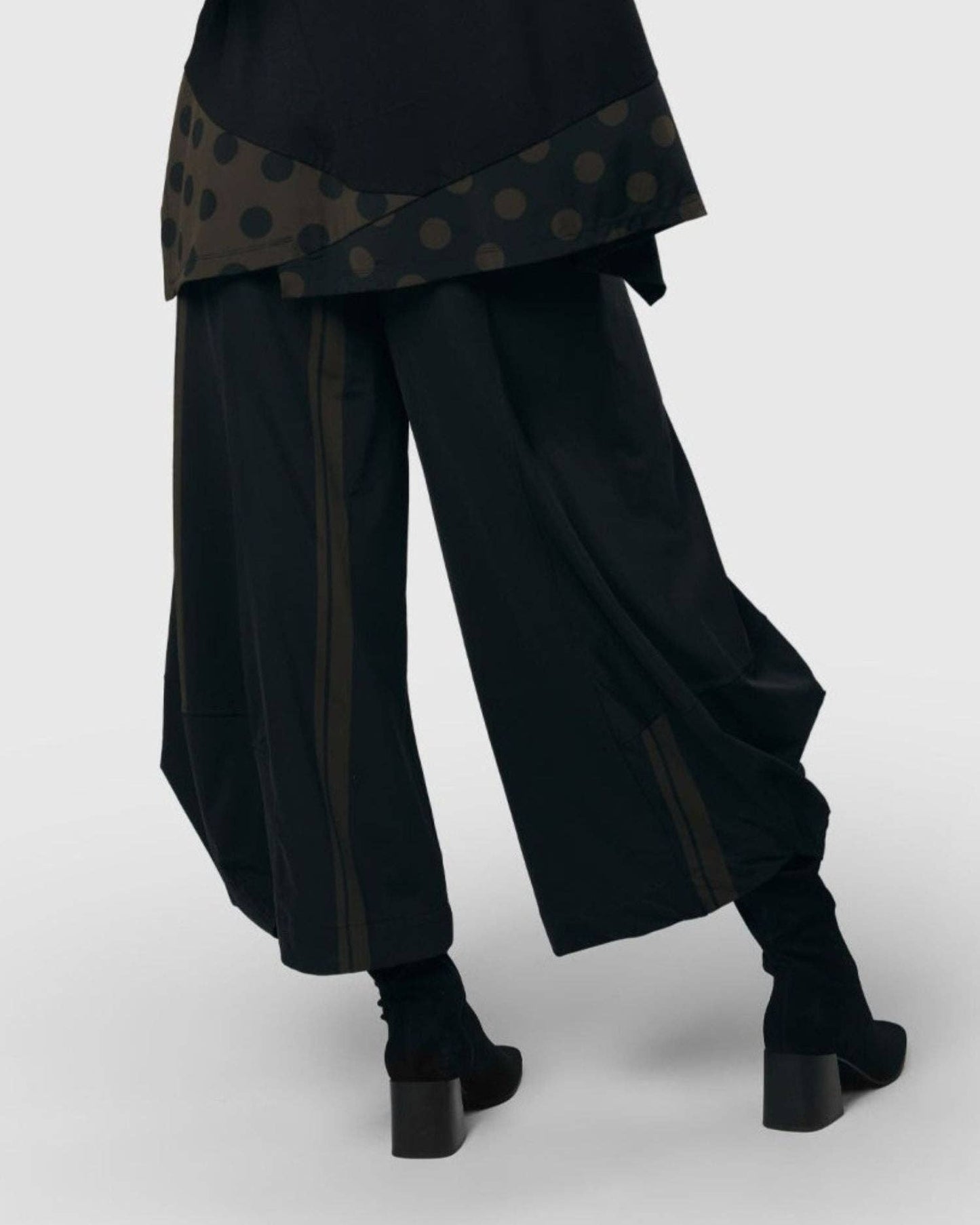 Tekbika Stripe Punto Pants - Alembika