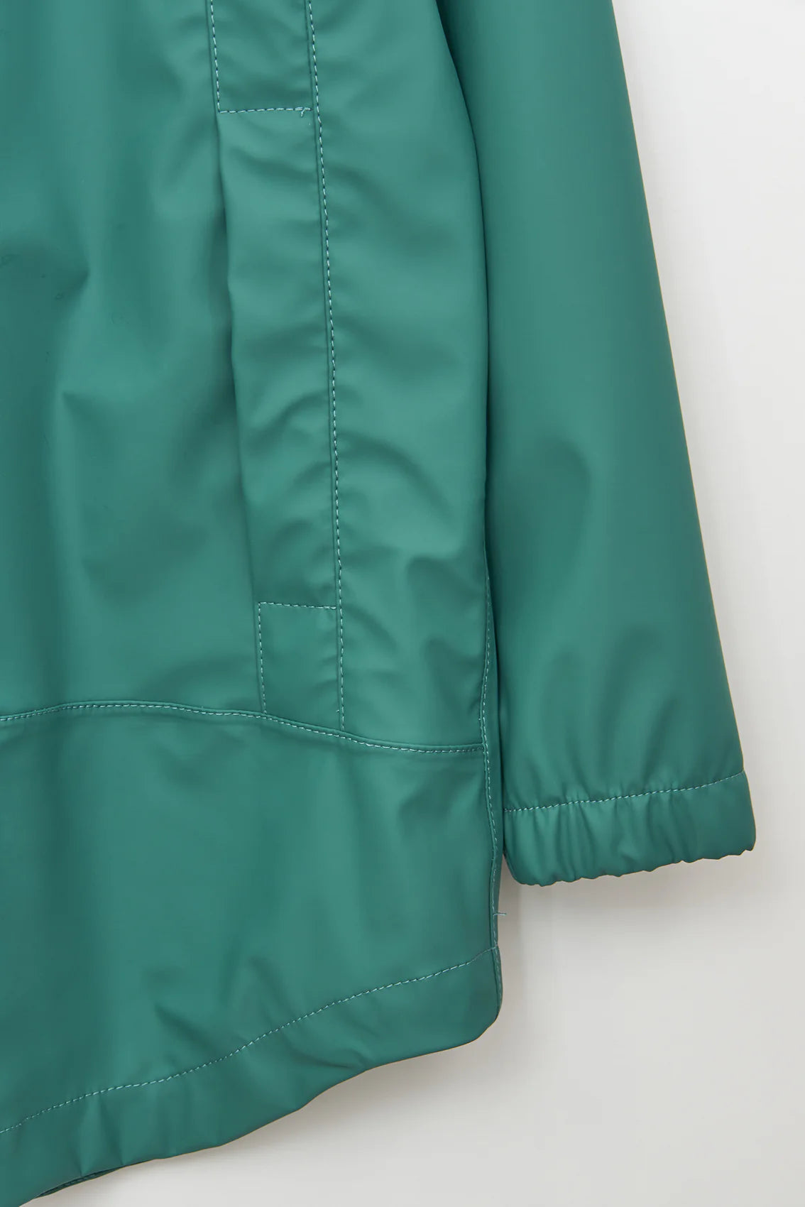 100% Waterproof Raincoat With Heat-Sealed Seams С3215 - Batela