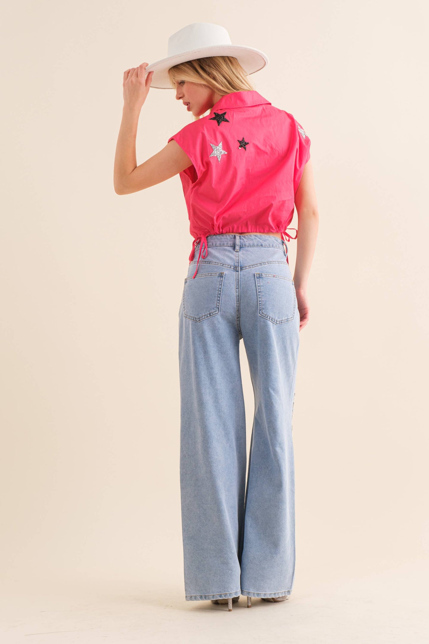 32579T - Poplin Star Patch Sleeveless Shirt: HOT PINK / M