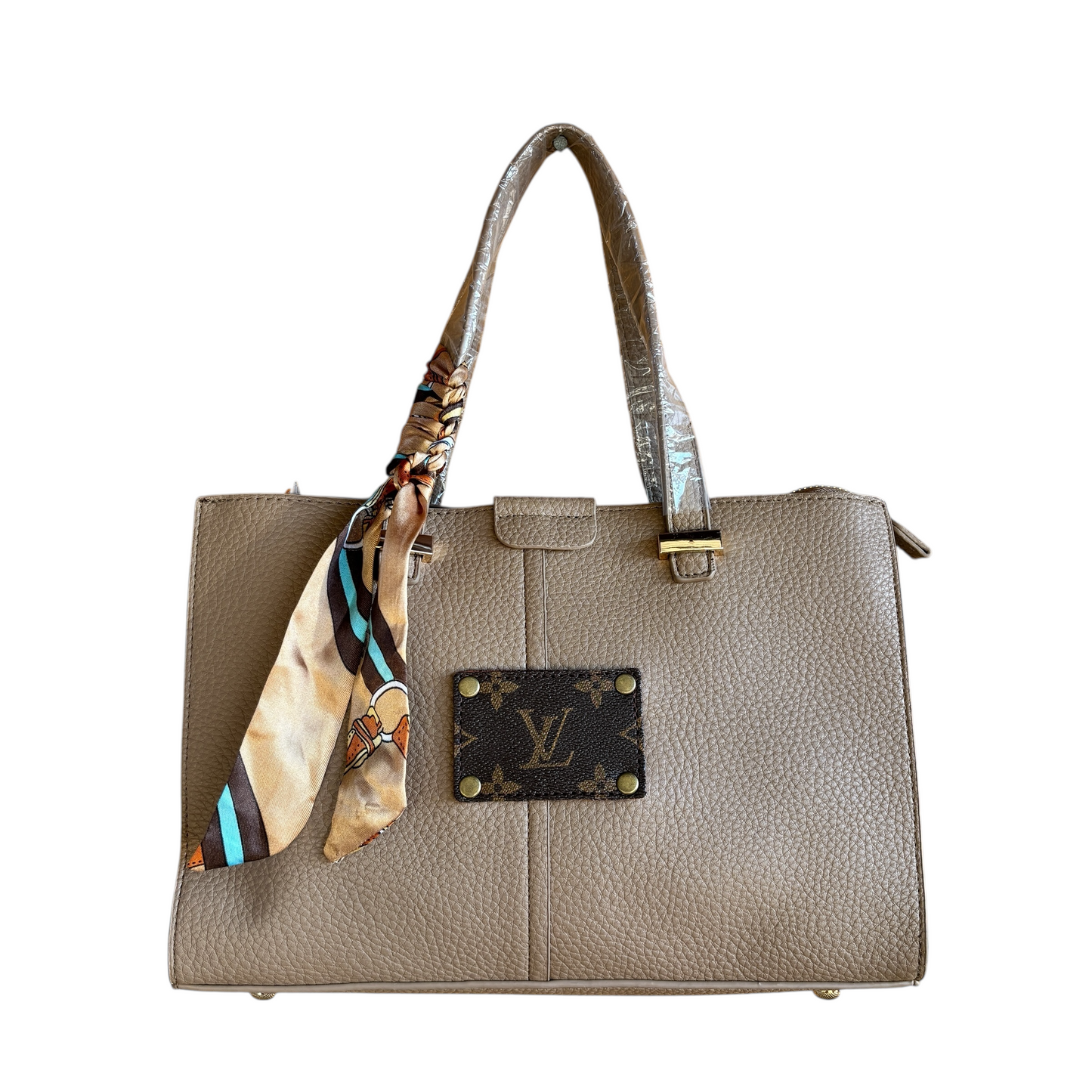 The Fast Hand Minimal Satchel in Taupe