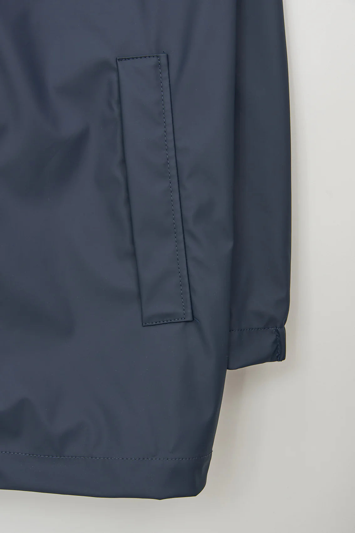 Lightweight Loose-Fitting 100% Waterproof Unisex Rain Jacket C3164-MA - Batela