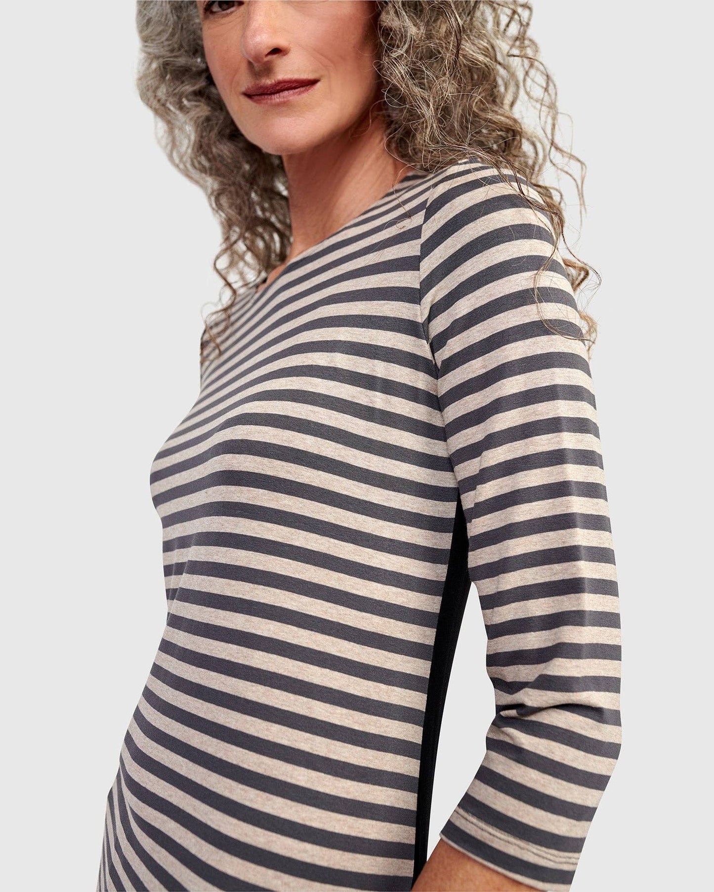Urban Mojave Tee, Grey: Grey / 2 (US 8-10)