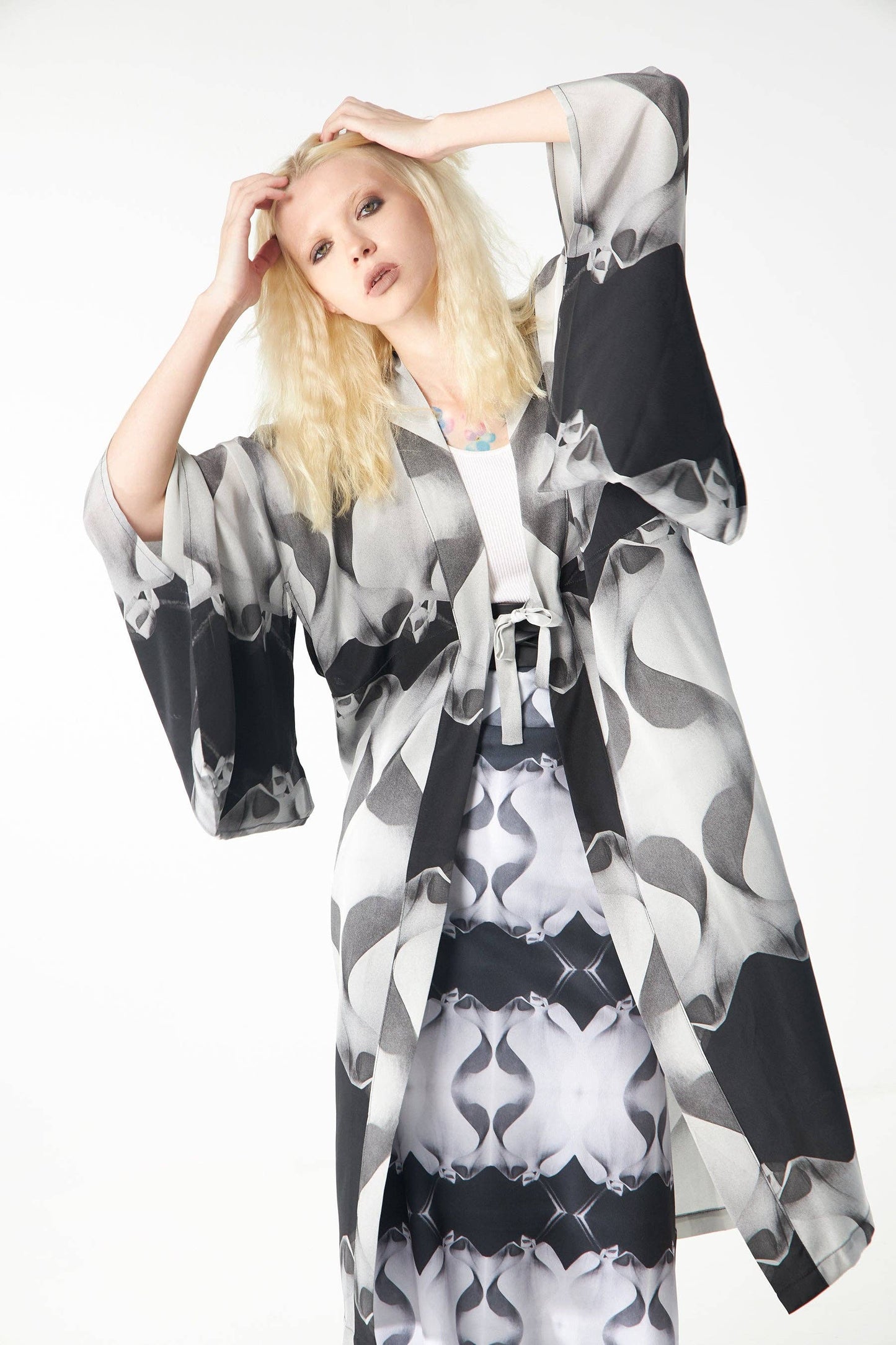 Babs Body-Hugging Midi Skirt - Black/White Stone Man Print Design: B/W Gaudi / Large / Stone Man (Gaudi)