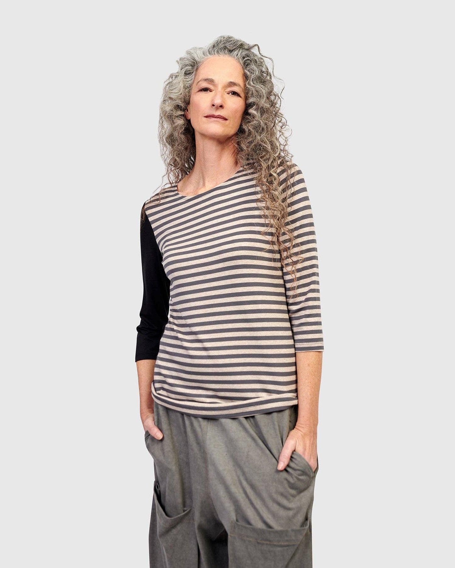 Urban Mojave Tee, Grey: Grey / 2 (US 8-10)