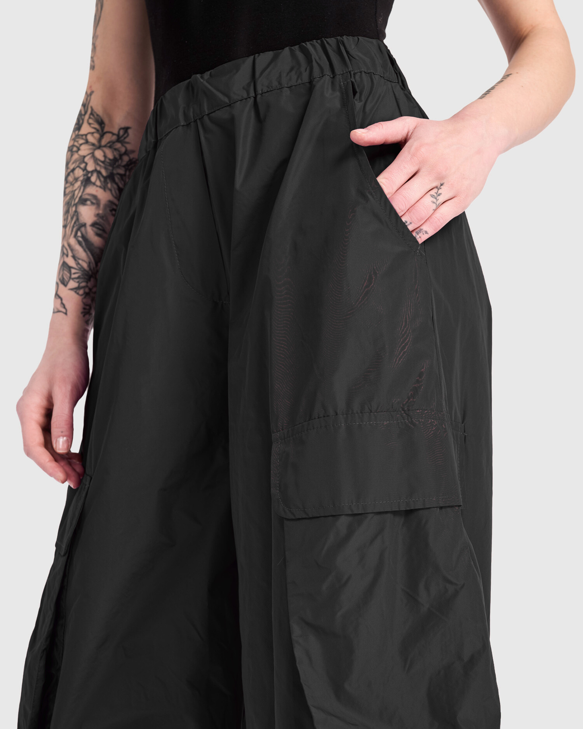 Urban Swish Wide Cargo Pants, Black: BLACK / 4 (US 12-14)