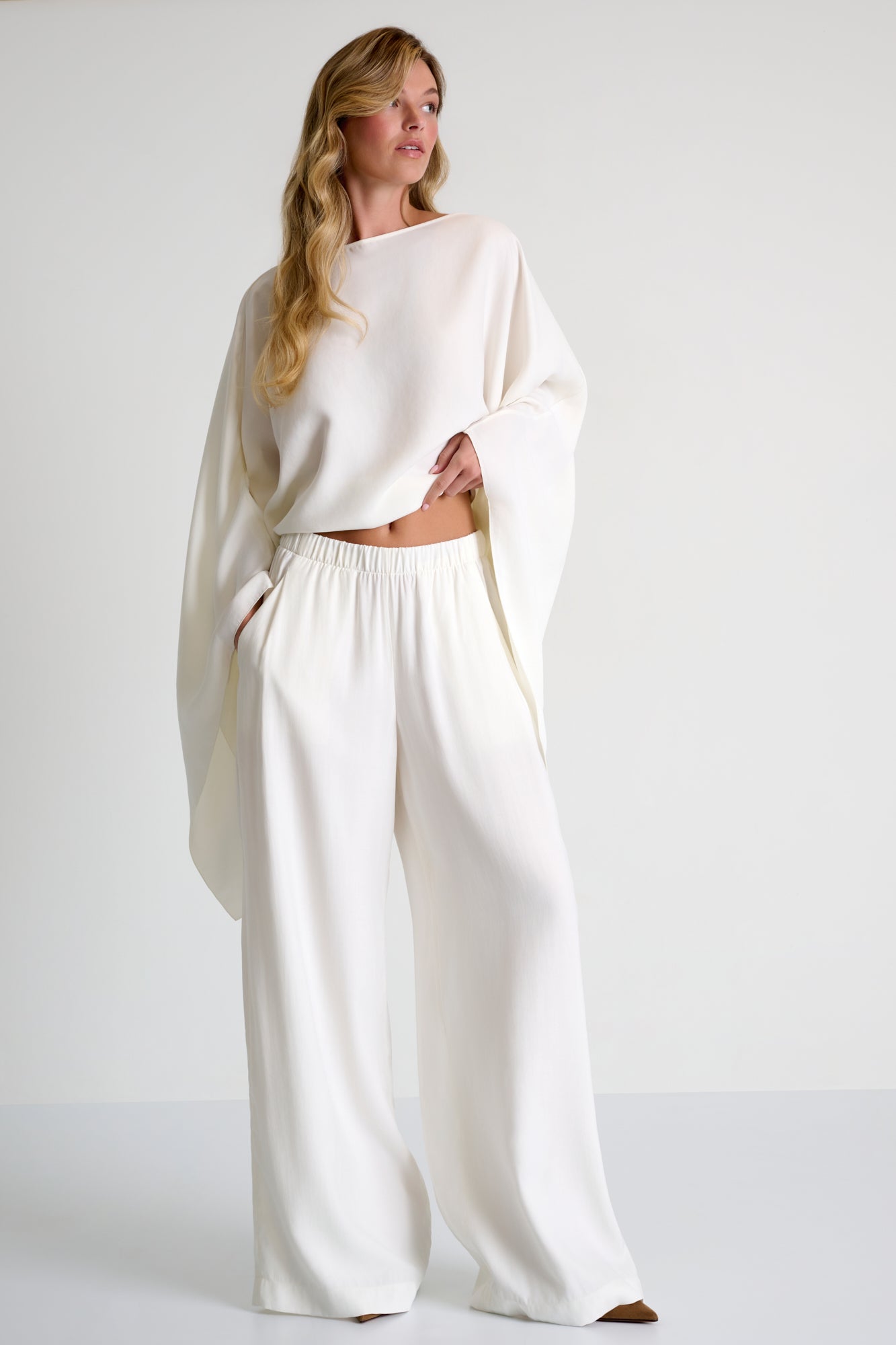 Soft Twill Wide-Leg Pants 52661-52 - SHAN