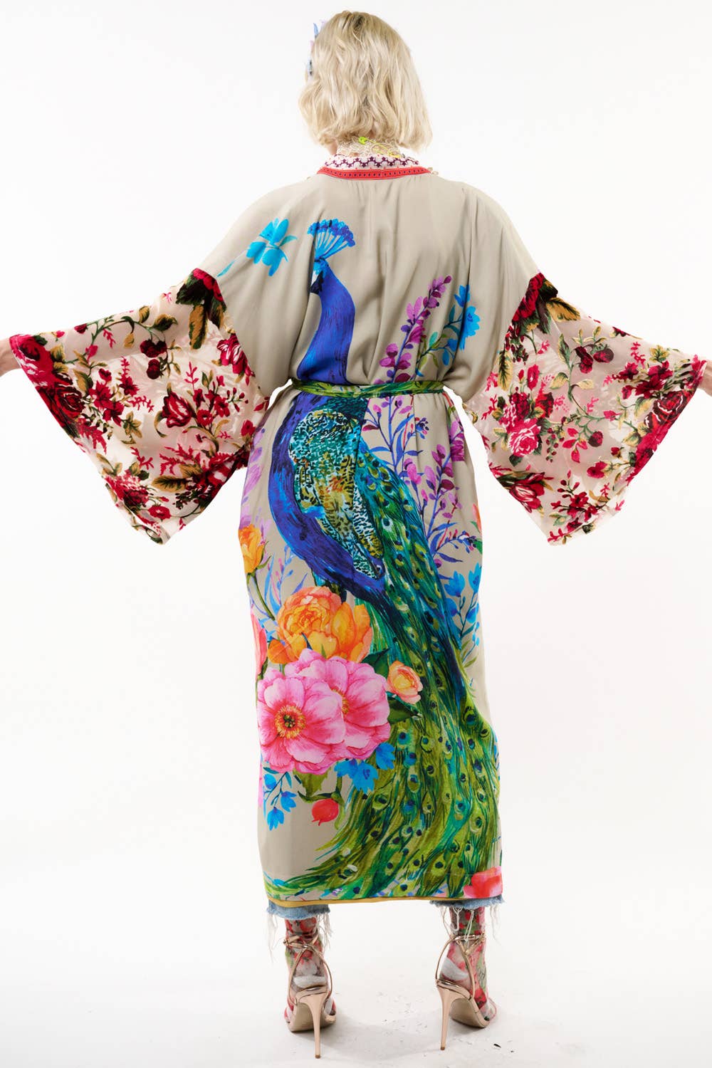 Fantasy Kimono - Beige |Peacock Mesh Sleeve Romantic Robe: Soft Moon / One Size