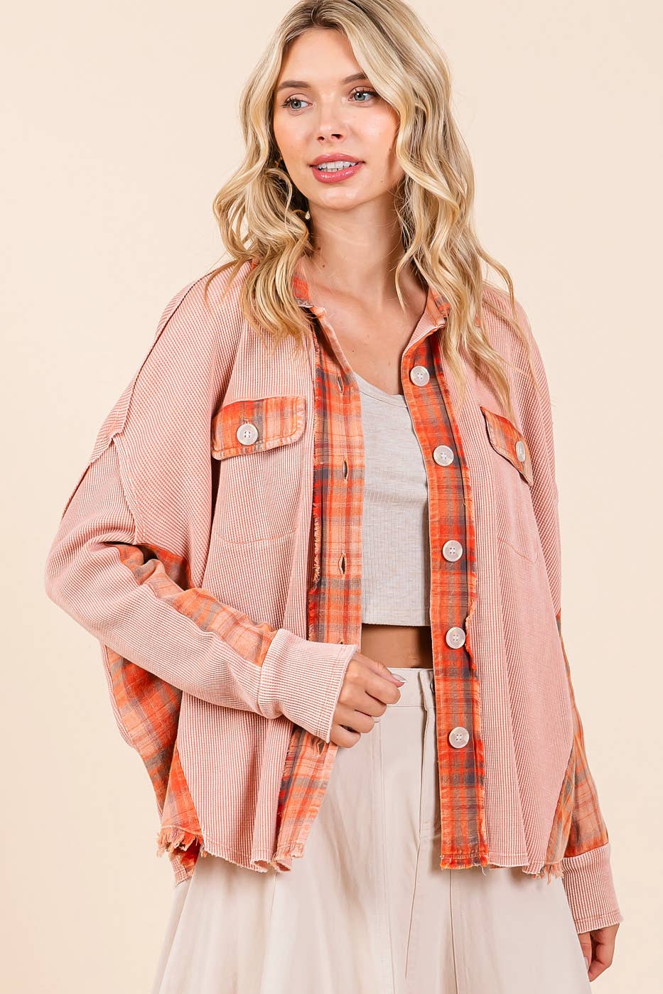 MINERAL WASH PLAID CONTRAST WAFFLE KNIT SHACKET: OLIVE / S/M-M/L(3-3)