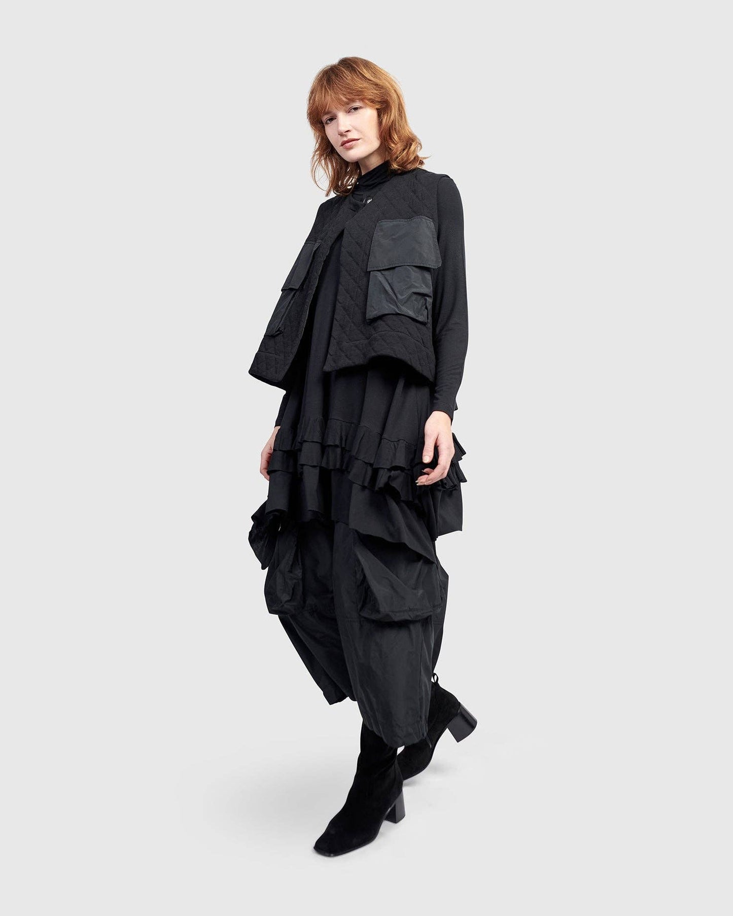 Urban Stow Vest, Black: BLACK / S (US 8-12)