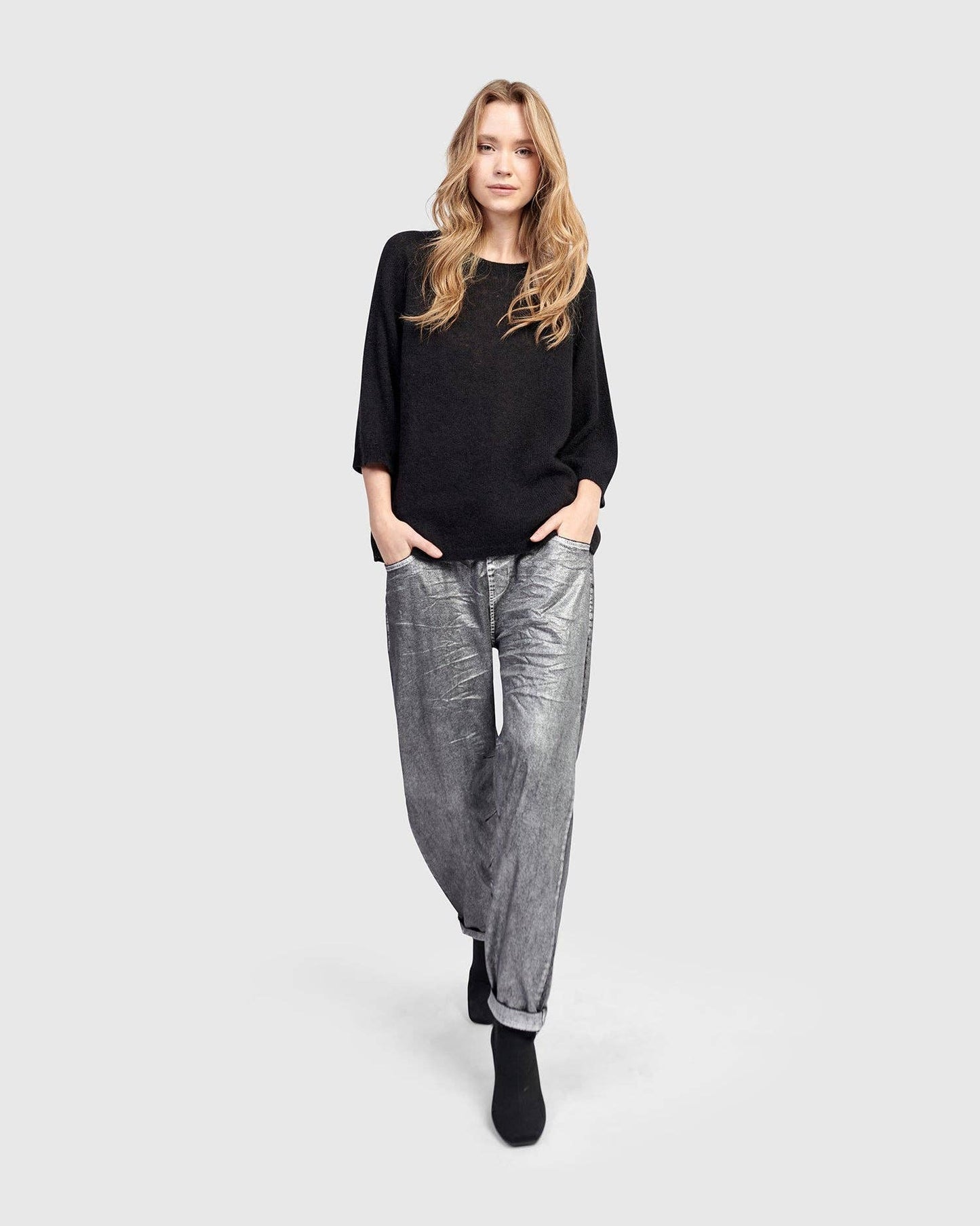Metallic Boyfriend Jogger Jeans, Silver: Silver / 2 (US 8-10)