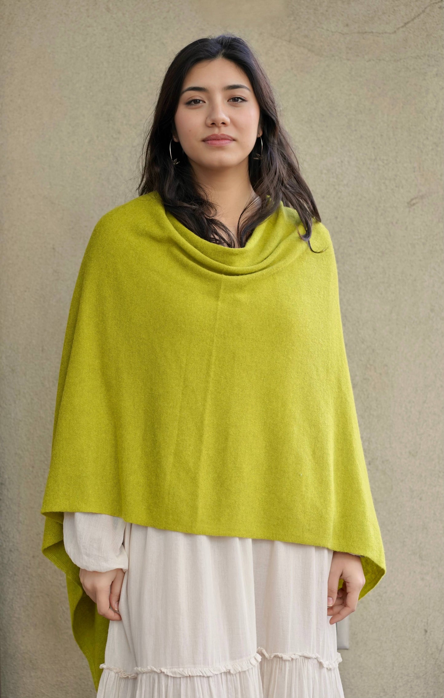 Cashmere Poncho Peridot 