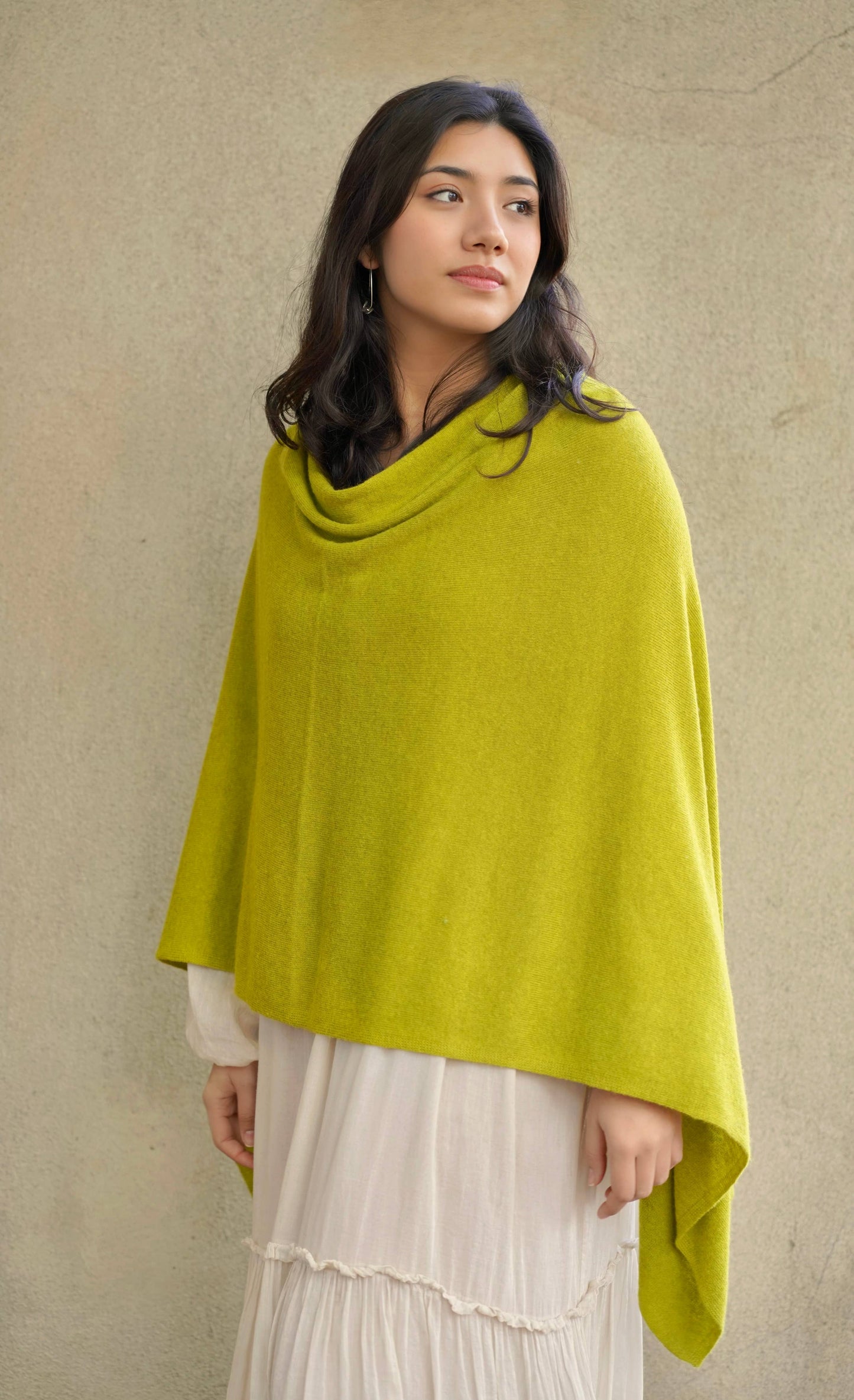 Cashmere Poncho Peridot 