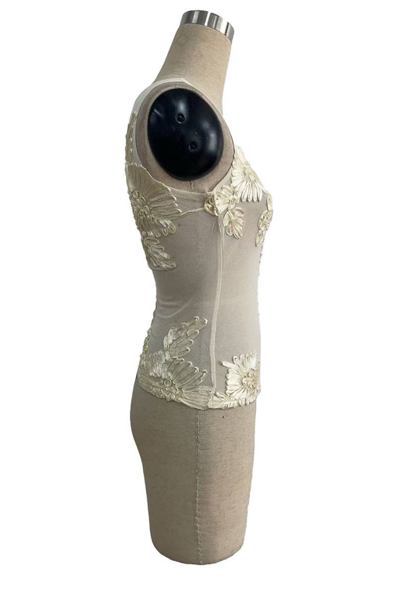 Floral Embellished Sheer Tank Top: BEIGE / 2XL