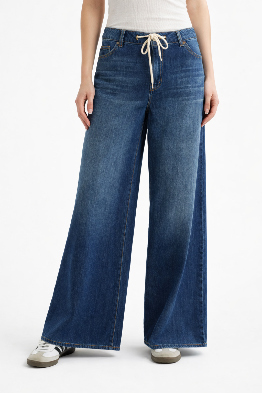 32" Baggy Wide Leg Jean w Drawstring in Adelaide: 4/27