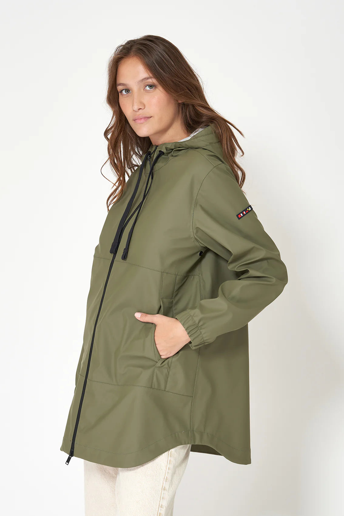 100% Waterproof Raincoat With Heat-Sealed Seams C3215 - Batela