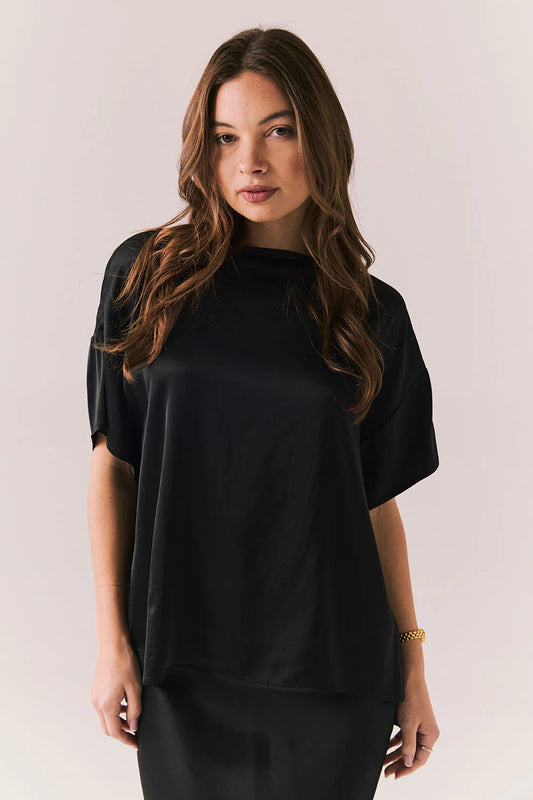 Breezy True Black Tee CWA612 - CHASER