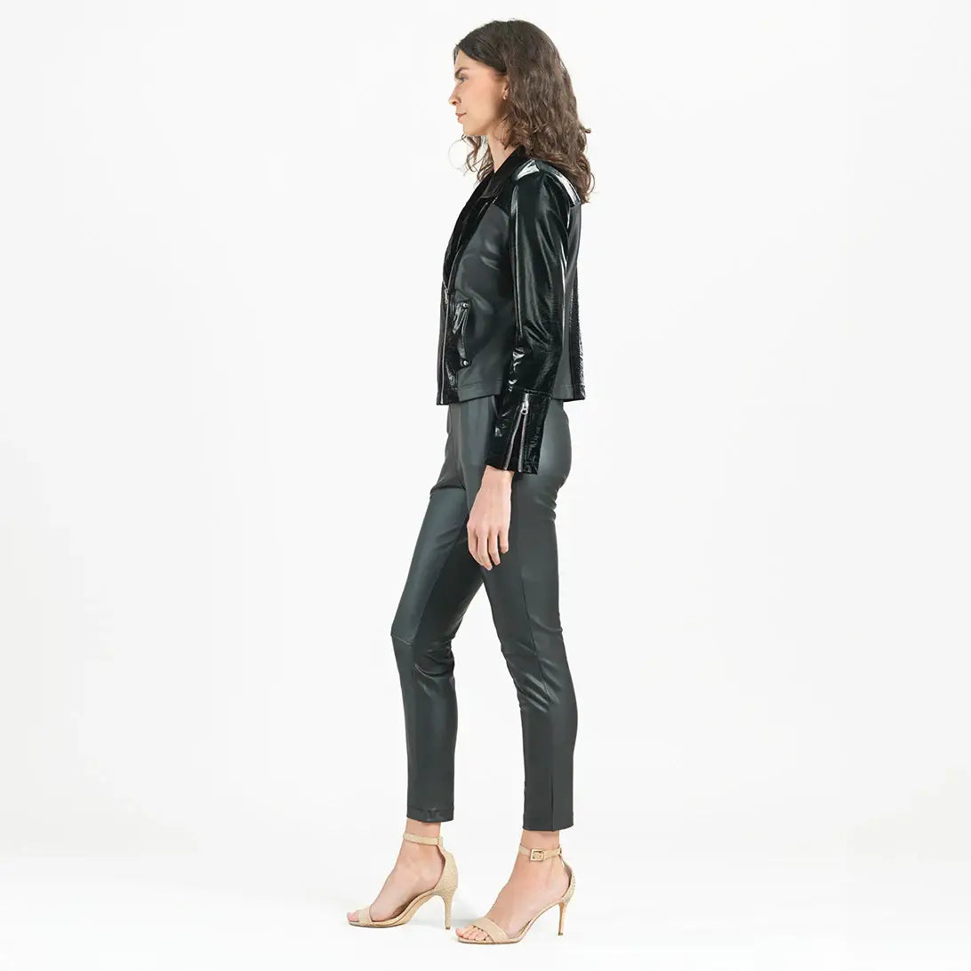 JK225H -Vinyl, Liquid Leather ™ Panel Zip Cuff Pocket Jacket: Black / M