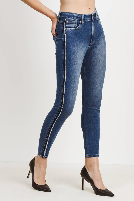 High Rise Skinny w/ Side Seam Detail DP453