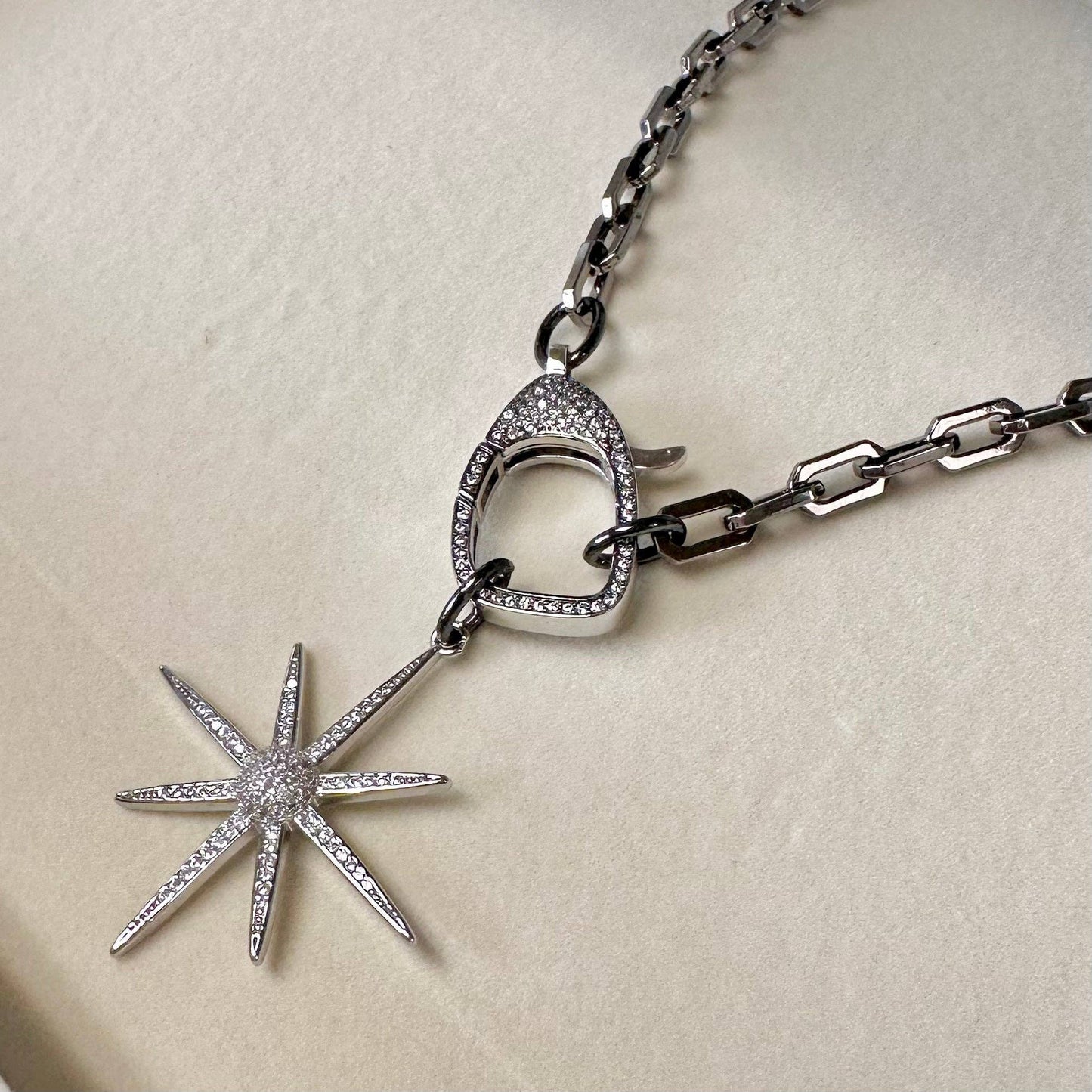 Matty North Star Link Necklace: Gold