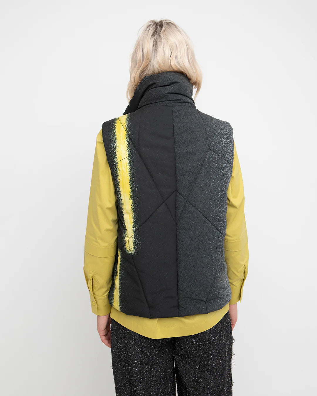 OZAI N KU PHOS Puffer Vest 766092