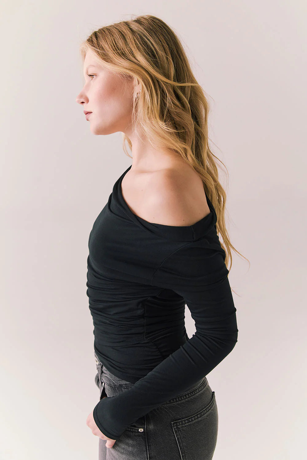 Ivy Black Long Sleeve Top CWA607 - CHASER