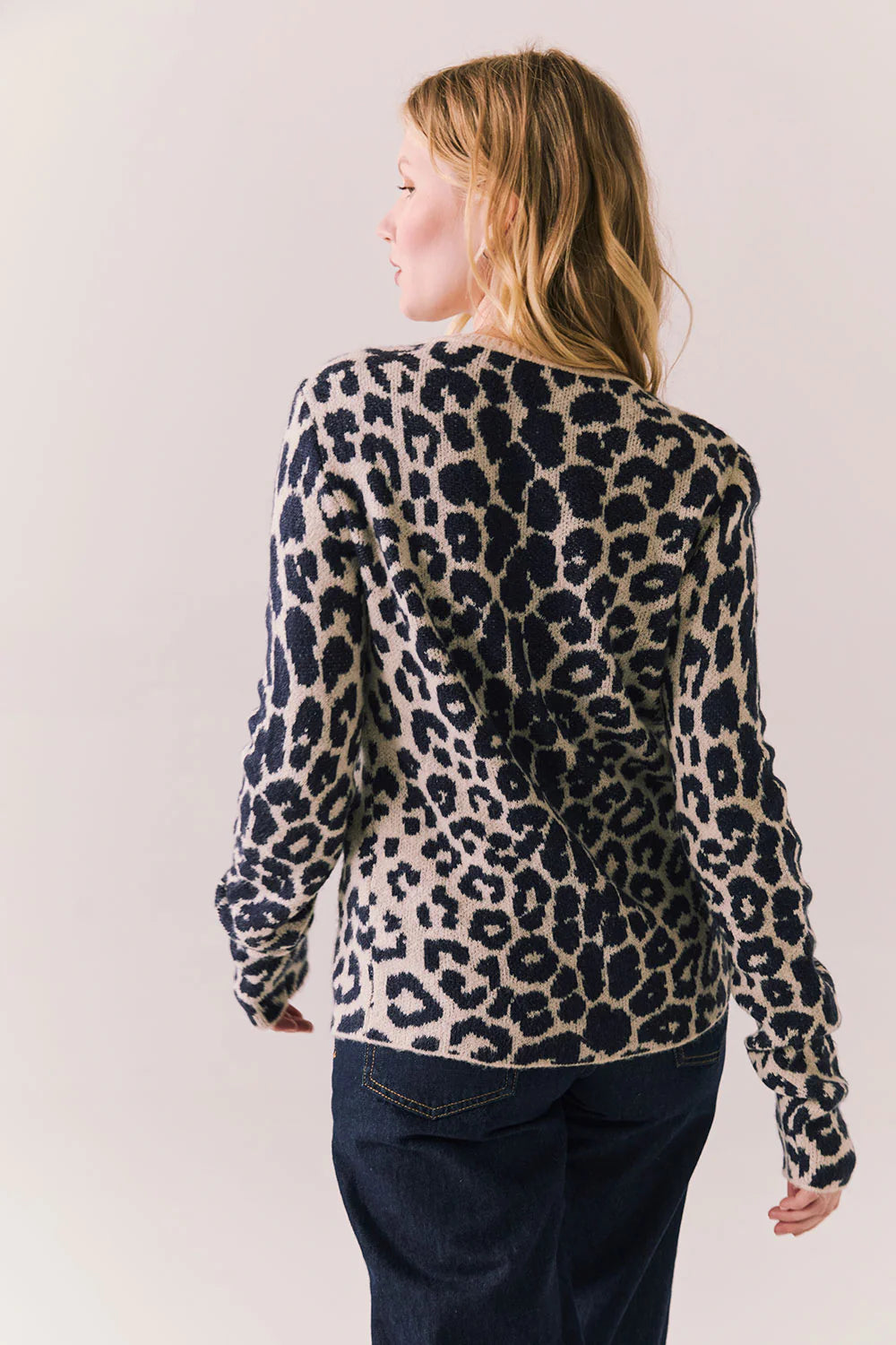 Leopard Dream Cardigan CWA282-CHA8061 - CHASER