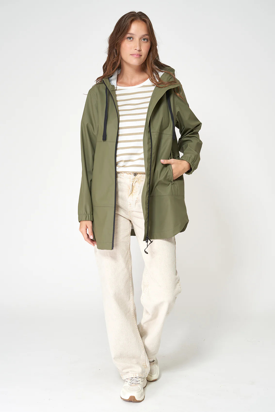 100% Waterproof Raincoat With Heat-Sealed Seams C3215 - Batela