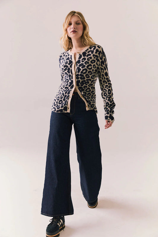 Leopard Dream Cardigan CWA282-CHA8061 - CHASER