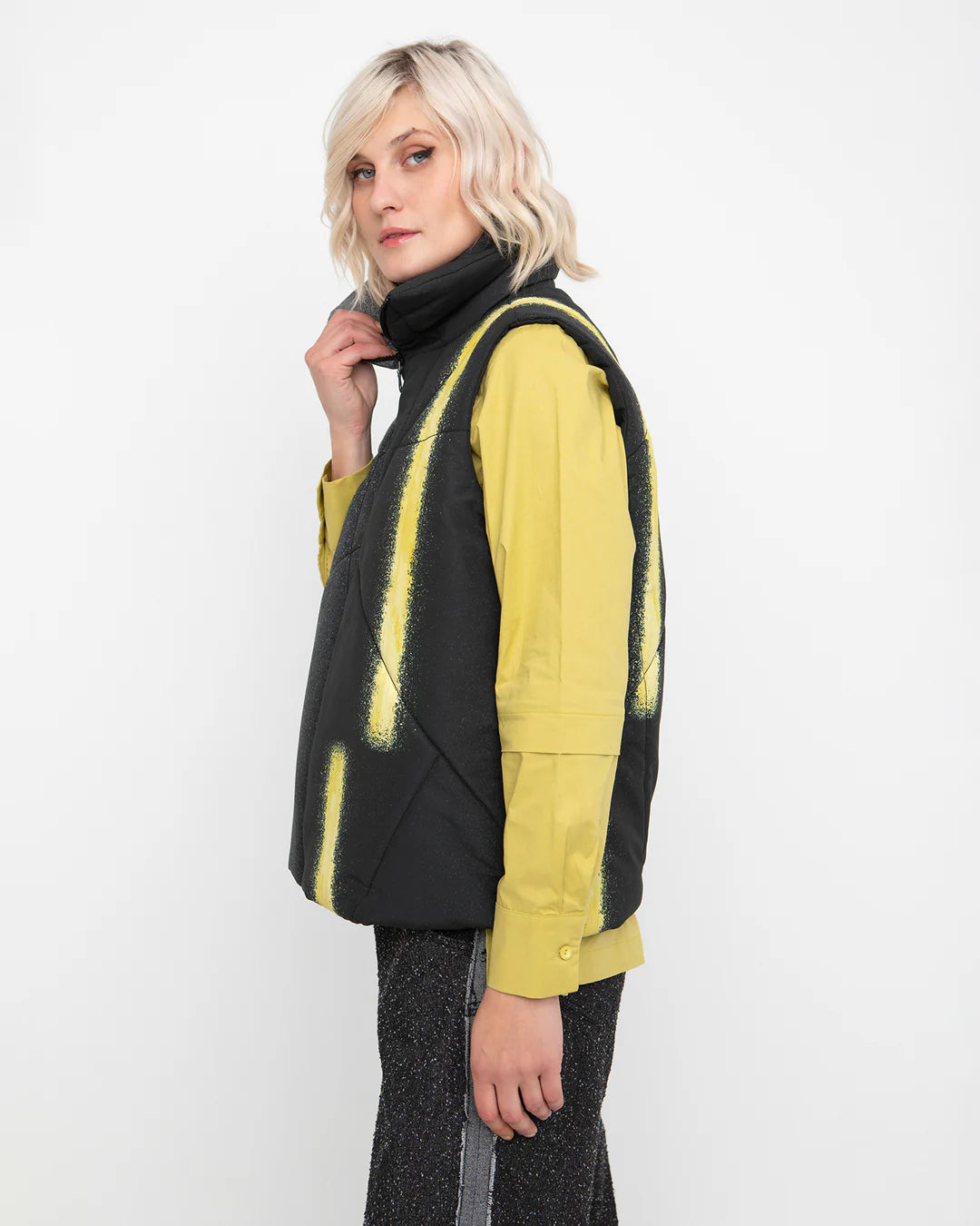 OZAI N KU PHOS Puffer Vest 766092
