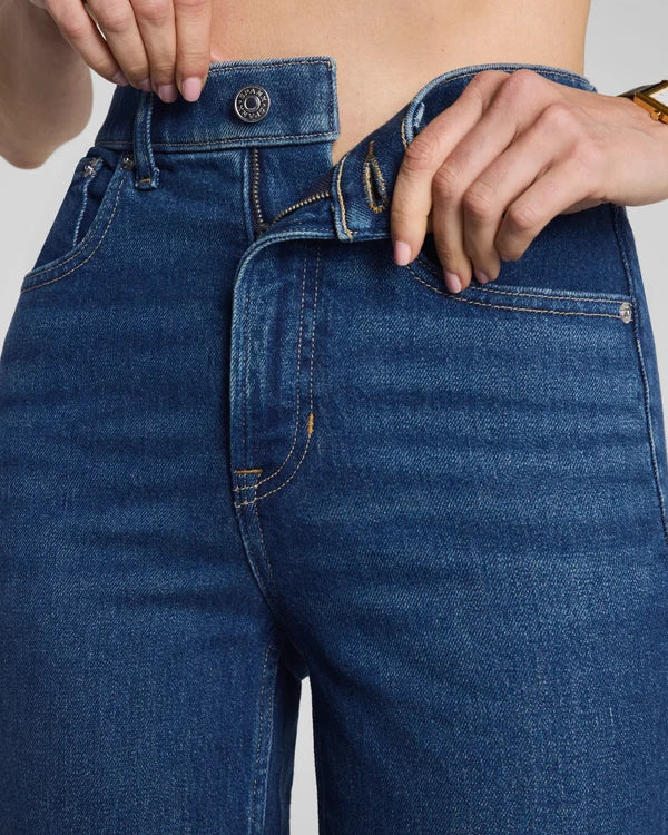 Raw Hem Kick Flare Jeans 22434R - Spanx