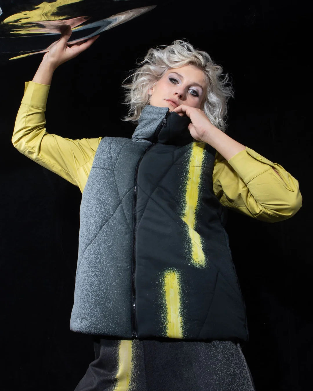 OZAI N KU PHOS Puffer Vest 766092